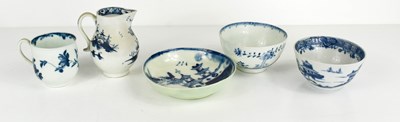 Lot 246 - A selection of blue and white Worcester...