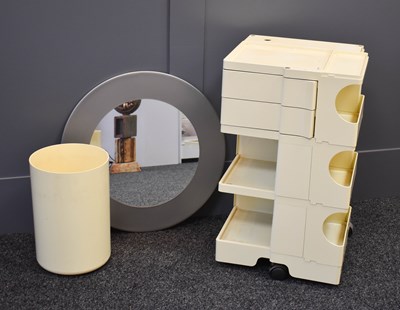 Lot 156 - A Joe Columbo for Kartell 1970s white plastic...