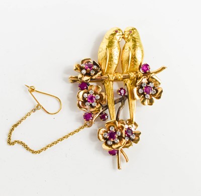 Lot 38 - An early 20th century French brooch, in the...