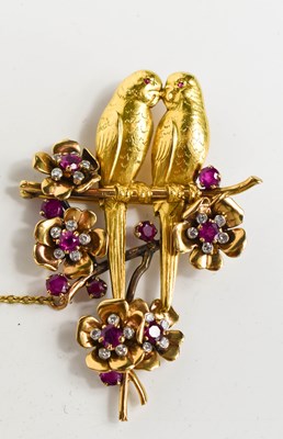Lot 38 - An early 20th century French brooch, in the...
