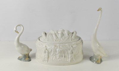 Lot 358 - A Portmeirion casserole and cover together...