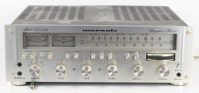 Lot 324 - A vintage Marantz model 2252B stereophonic...