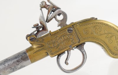 Lot 7 - A late 18th/early 19th century flintlock...