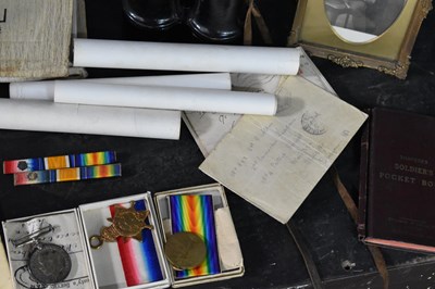 Lot 32 - A collection of WWI medals and ephemera...