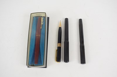 Lot 218 - A group of vintage pens to include Waterman,...