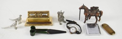 Lot 184 - A group of collectables, to include desk...