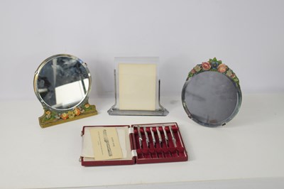 Lot 233 - A cased set of six silver handled butter...