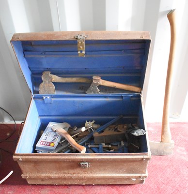 Lot 532 - A vintage metal trunk together with a quantity...