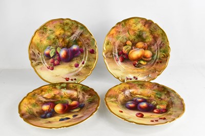 Lot 117 - A set of four Royal Worcester plates by Horice...