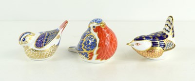 Lot 152 - A group of three Royal Crown Derby bird...