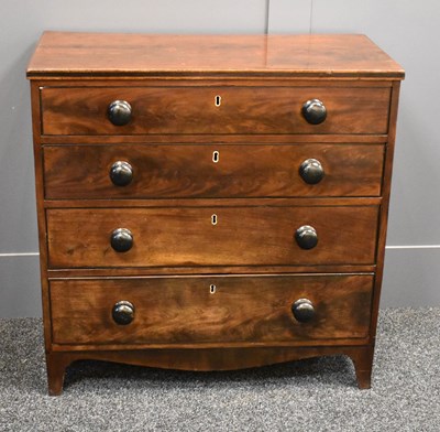 Lot 481 - A George III mahogany chest of drawers, the...