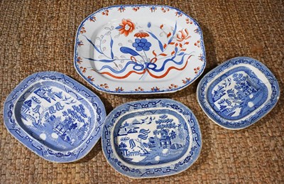 Lot 242 - A large blue, white and ironstone red meat...