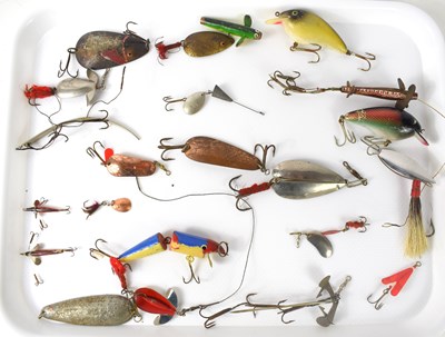 Lot 270 - A group of antique and vintage fishing lures...