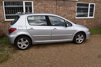 Lot 501 - A Peugeot 307 2.0l HDI, mot until 22nd April...