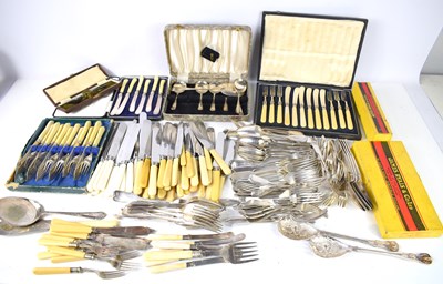 Lot 177 - A collection of vintage flatware to include...