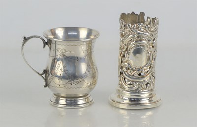 Lot 238a - A silver tankard with ribbon engraving, scroll...