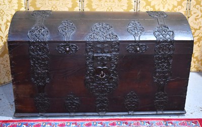 Lot 665 - An 18th century Dutch marriage chest of large...