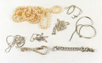 Lot 215 - A group of vintage silver jewellery comprising...