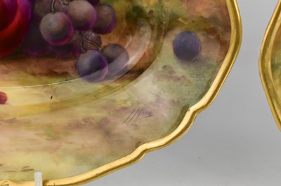 Lot 8 - A fine pair of Royal Worcester oval bowls, by...