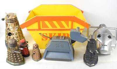 Lot 23 - A group of collectable Doctor Who toys to...