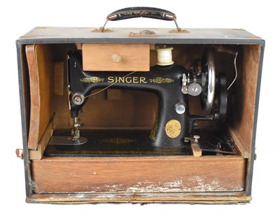 Lot 615 - A Singer sewing machine.