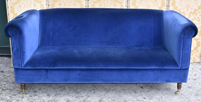 Lot 652 - A pair of country house style three seater...