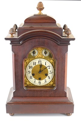 Lot 356 - An early 20th century mahogany cased Junghans...