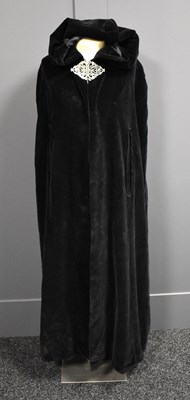 Lot 479 - A vintage Raymond of London black velvet cloak...