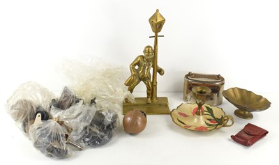 Lot 181 - A group of collectables to include a brass...