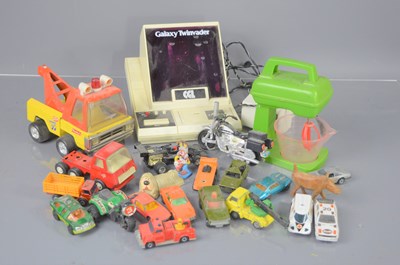 Lot 68 - A group of diecast vehicles together with a...