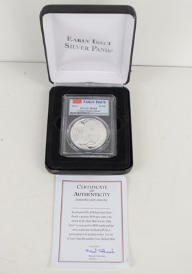 Lot 318 - A Danbury Mint 2019 silver 1oz Panda coin and...