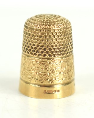 Lot 174 - A 9ct gold decorative thimble, 8g.