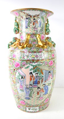 Lot 293 - A large 20th century Famille Rose vase,...