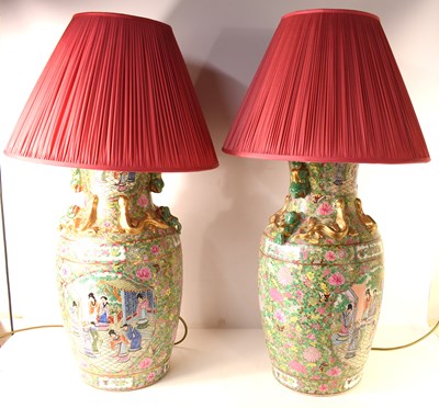 Lot 296 - A pair of 20th century Chinese Famille Rose...