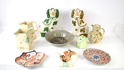 Lot 149 - A group of ceramics to include Staffordshire...