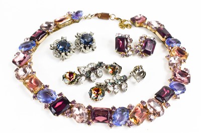 Lot 51 - A group of vintage costume jewellery...