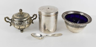 Lot 392 - A group of silver to include a David Andersen...