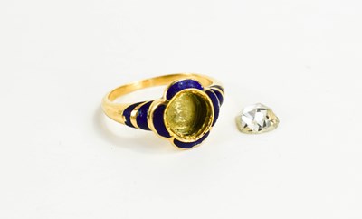 Lot 18 - A gentleman's gold, diamond and enamel ring,...