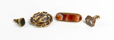 Lot 37 - A group of Victorian jewellery to include a...