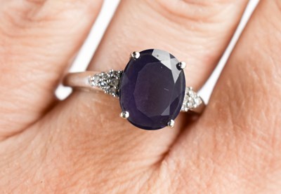 Lot 112 - A amethyst and 9ct white gold ring, the...