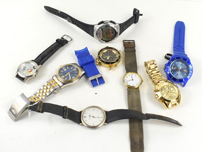 Lot 143 - A group of watches to include Mickey Mouse...