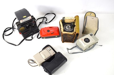 Lot 372 - A group of cameras to include Gnome Baby Pixie,...