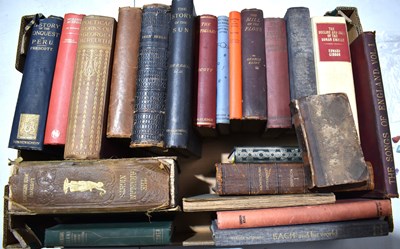 Lot 355 - A collection of vintage books to include Story...