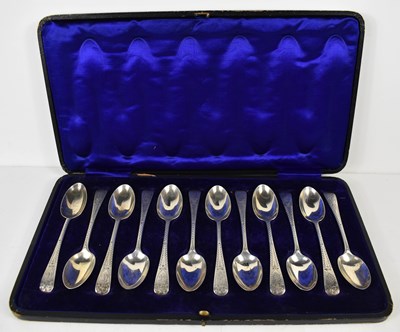 Lot 354 - A set of twelve silver teaspoons, London 1901,...