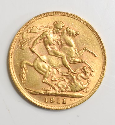 Lot 124 - A George V full gold sovereign dated 1911.