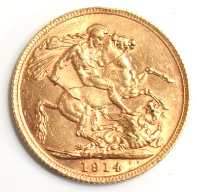 Lot 125 - A George V full gold sovereign dated 1914.