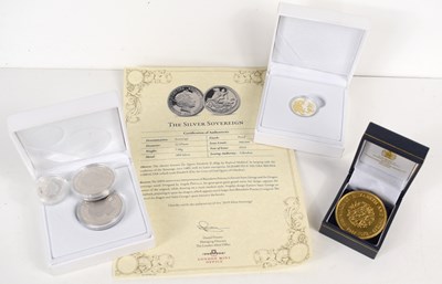 Lot 92 - A 2019 silver sovereign with certificate...