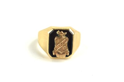 Lot 58 - A 10k gold graduation ring, AHS class of 53, 6g.