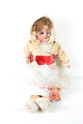 Lot 216 - An early 20th century SFBJ Paris doll, bisque...