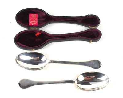 Lot 381 - A pair of Britannia silver Trefid spoons,...